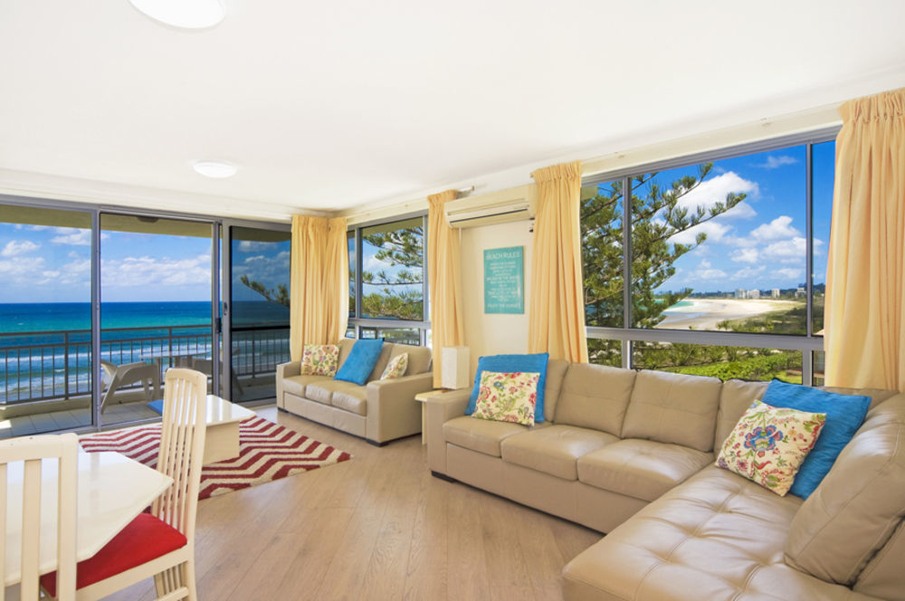 Oceanside Resort - Absolute Beachfront Apartments Gold Coast Exterior foto